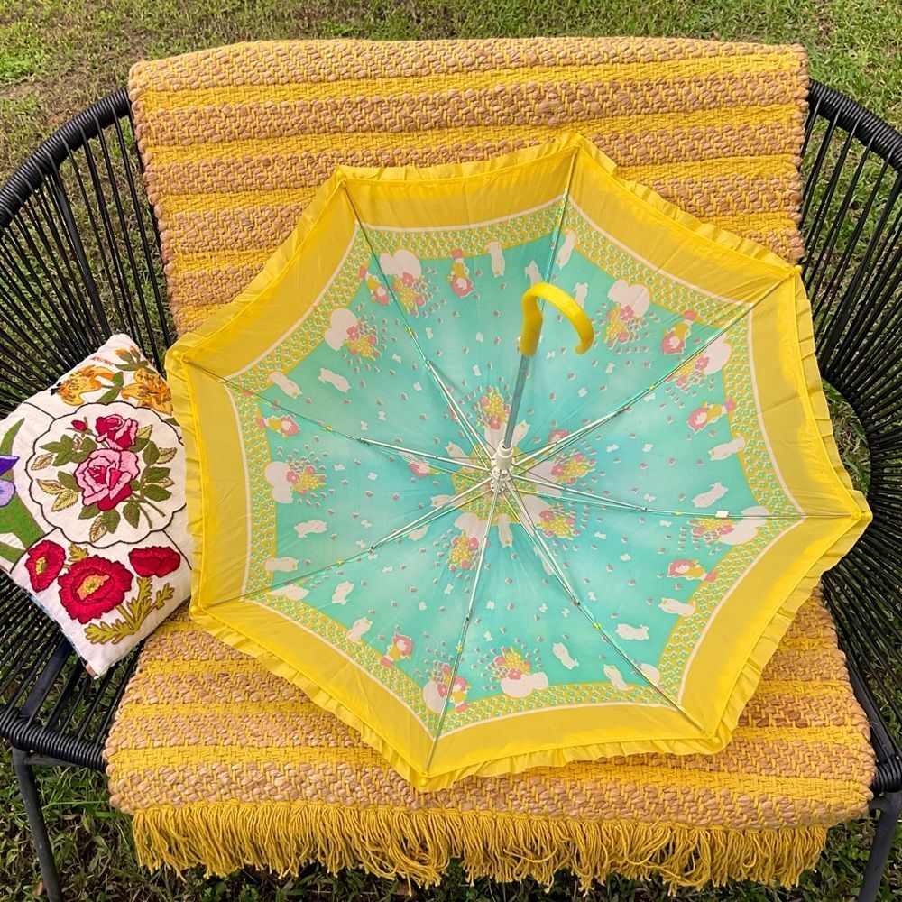 Vintage 1970's Girls' Children’s Kawaii Yellow Nylon Character Umbrella NEW - Picture 2 of 6